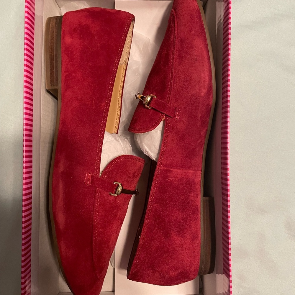 NWT Me too red loafers